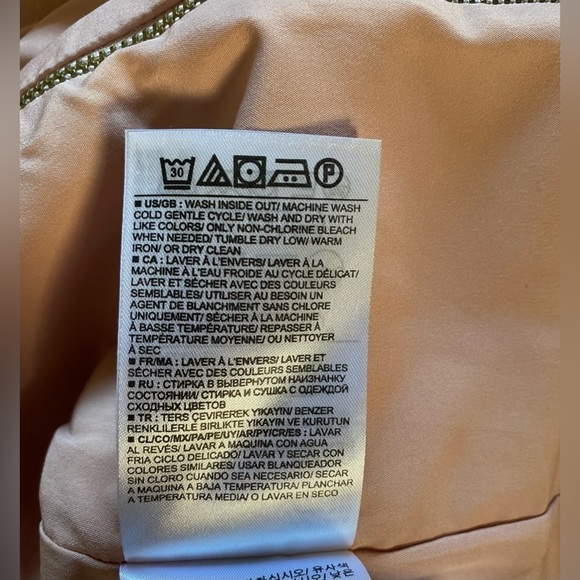 Banana Republic peachy/pink gold zipper front skirt women's size 2 - Picture 8 of 10